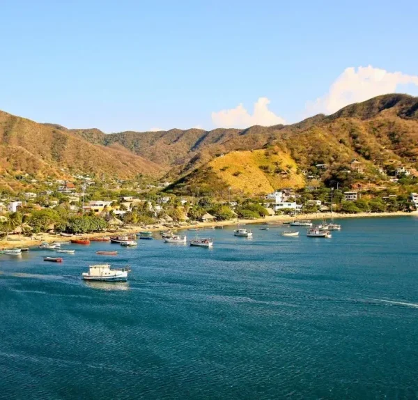 Taganga: ¿por qué no perderte sus playas si vas a Santa Marta?